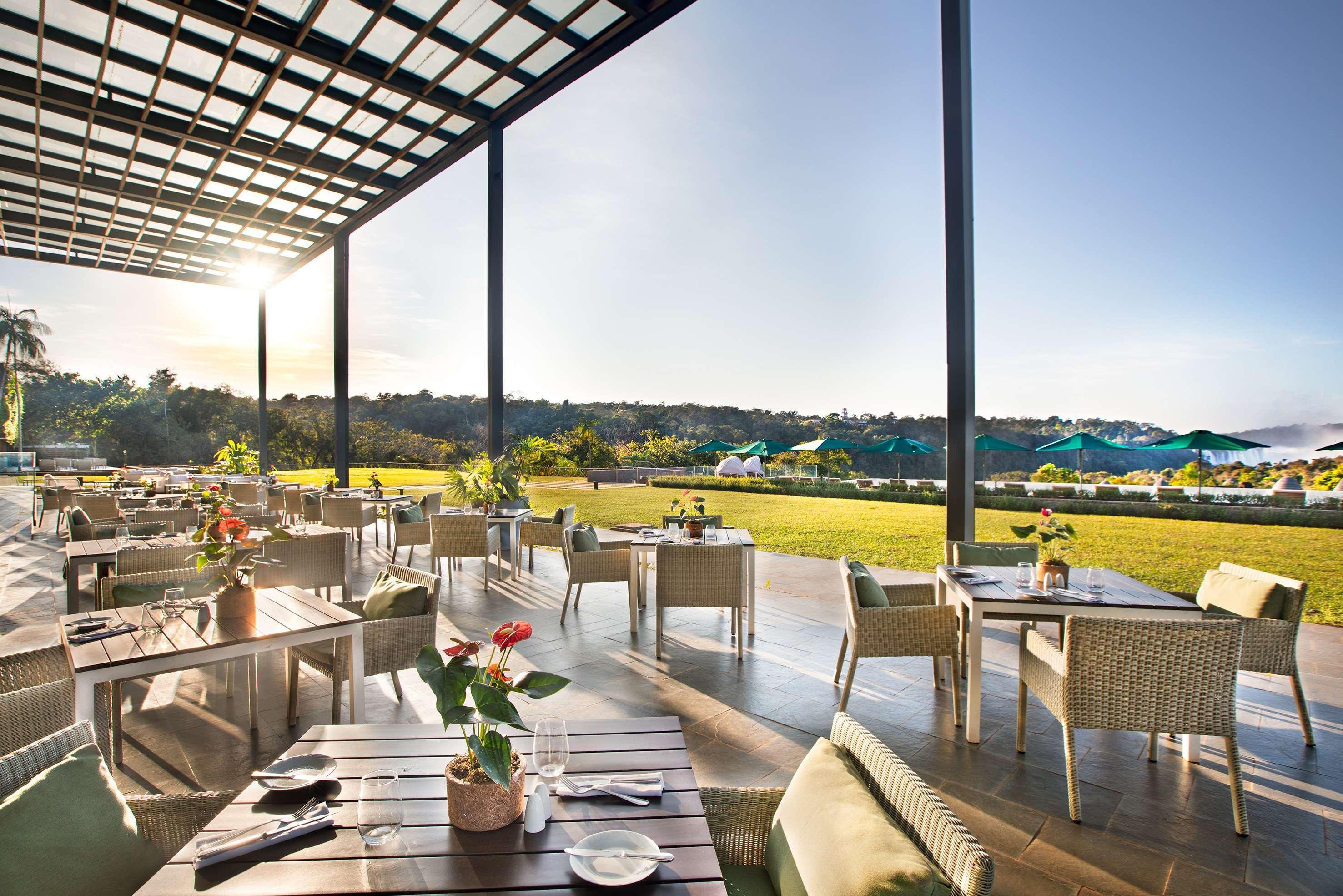 Hotel Gran Melia Iguazu Puerto Iguazú Exterior foto The Terrace at the St. Regis
