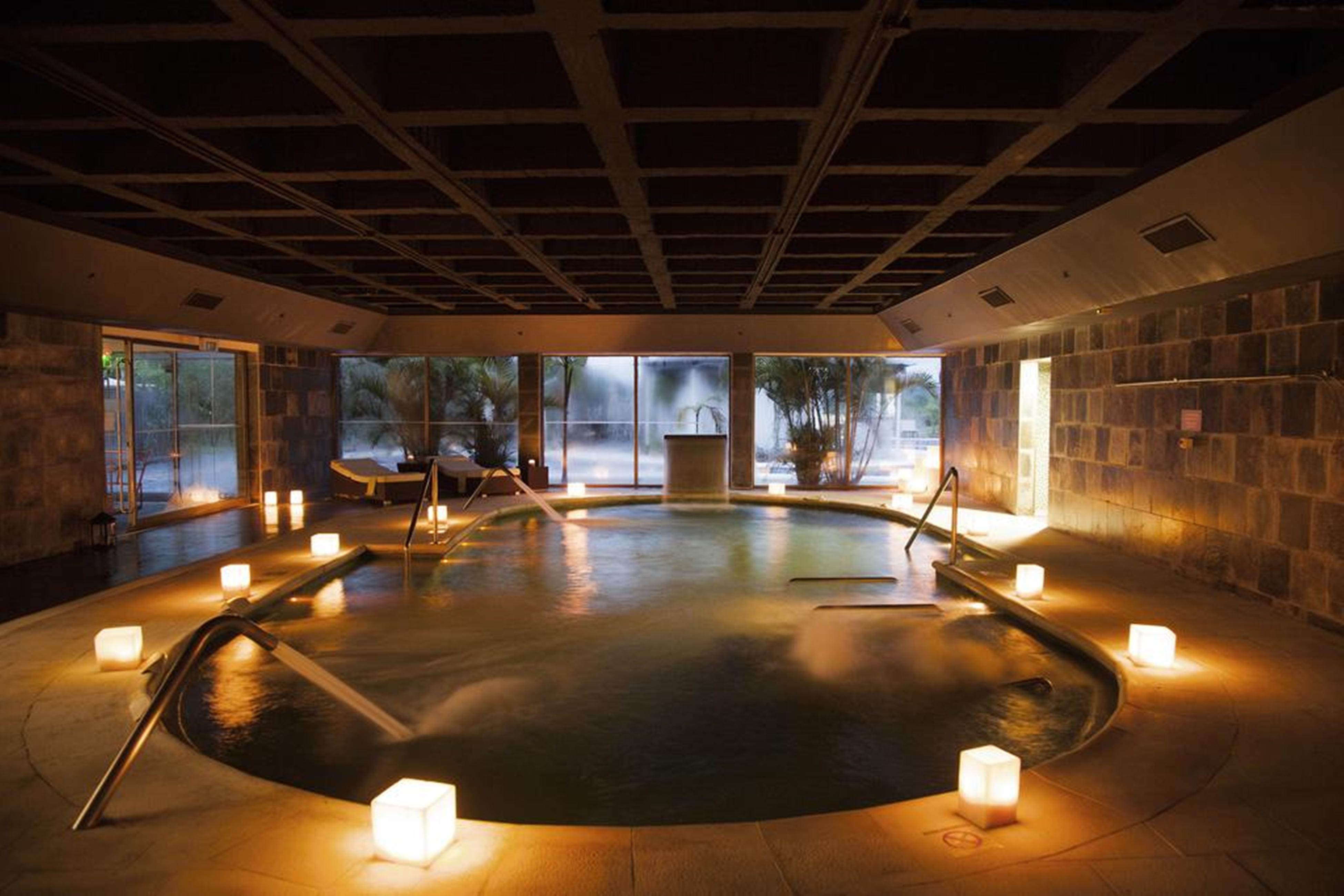 Hotel Gran Melia Iguazu Puerto Iguazú Exterior foto A modern onsen in Tokyo